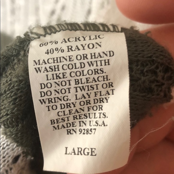 Women’s sweater - Picture 2 of 2